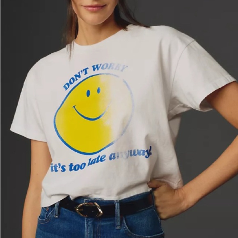 MOTHER Dont Worry The Grab Bag Crop White Tee T-Shirt Cropped Small Smiley Face